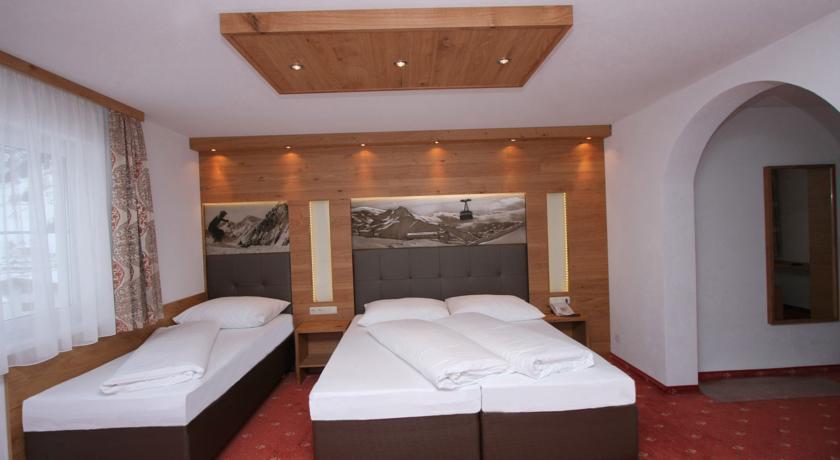 Hotel Garni Corinna Ischgl Exteriör bild